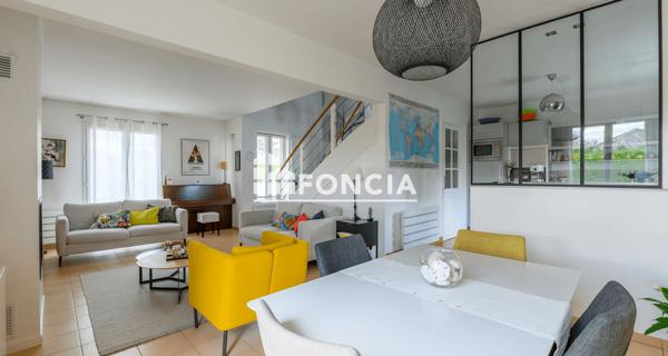 À vendre Maison 4 pièces 98 m² - Bussy-saint-georges 77600