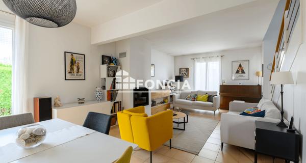 À vendre Maison 4 pièces 98 m² - Bussy-saint-georges 77600