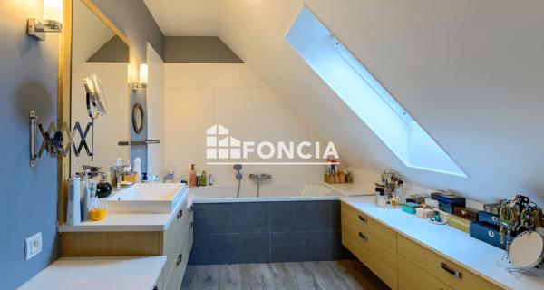 À vendre Maison 4 pièces 98 m² - Bussy-saint-georges 77600