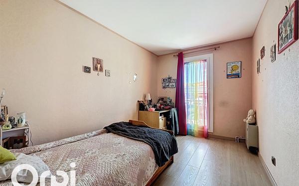 Maison à vendre    5 pièces • 90 m2 Villeneuve-Loubet