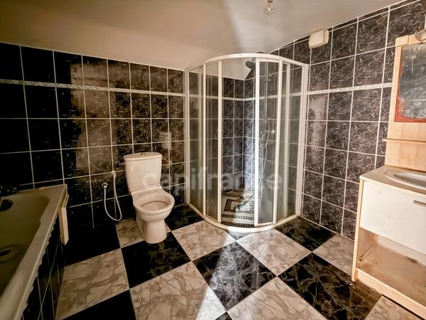 Immeuble à vendre LE CREUSOT (71)