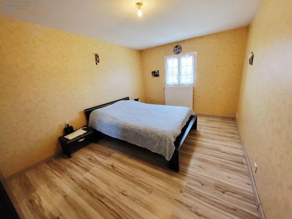 Maison à vendre à Ussel en Corrèze (19200), ref : UM 1308