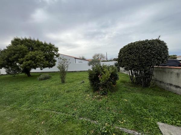 Terrain à vendre |  Le Château-d'Oléron |  308 m²