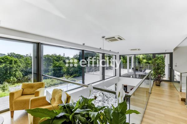 Maison 10 pièces - 393 m² Bien prestige