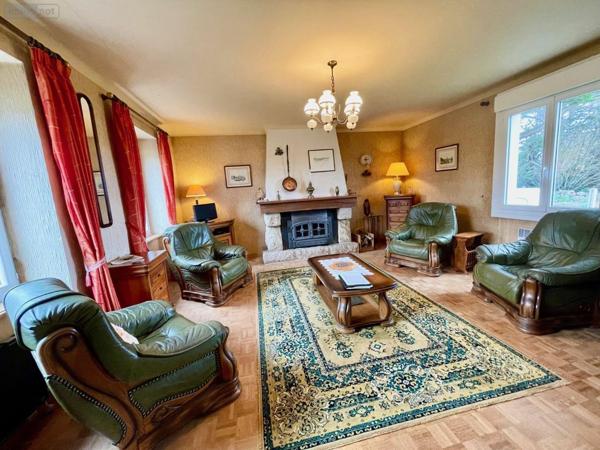 Maison à vendre à Trévou-Tréguignec dans les Côtes-d'Armor (22660), ref : A21