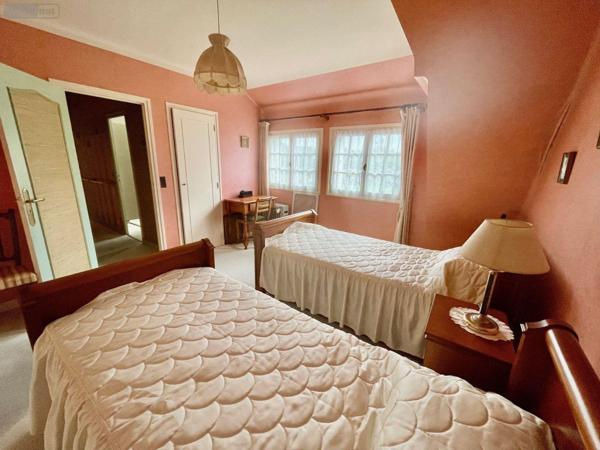 Maison à vendre à Trévou-Tréguignec dans les Côtes-d'Armor (22660), ref : A21