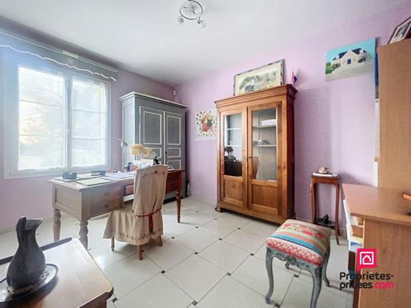 Secteur Bonnétable, villa contemporaine de 230 m2 avec piscine