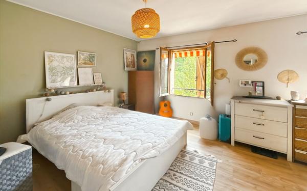 Maison à vendre    5 pièces • 135 m2 Nice