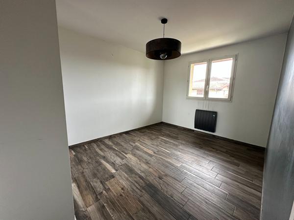 MERIGNAC ARLAC A VENDRE MAISON 4 CHAMBRES GARAGE PROCHE TRAM