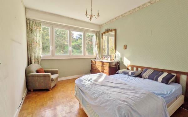 Appartement à vendre    5 pièces • 114,86 m2 Sainte-Foy-lès-Lyon