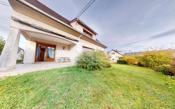 Maison à vendre    6 pièces • 140 m2 Niederhausbergen
