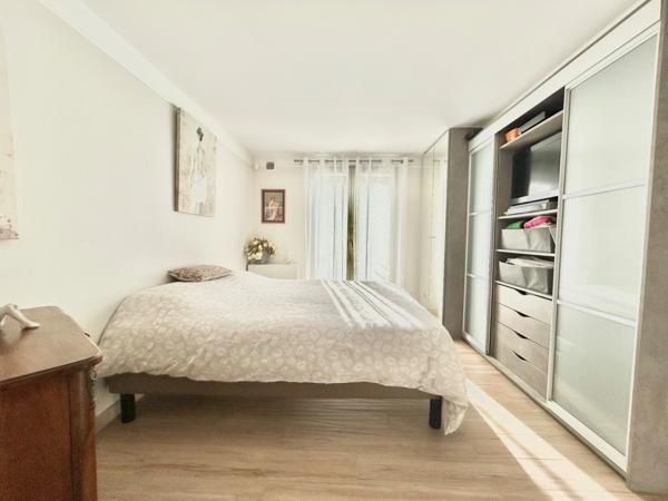 Maison à vendre 6 pièces SAINT AYGULF (83)