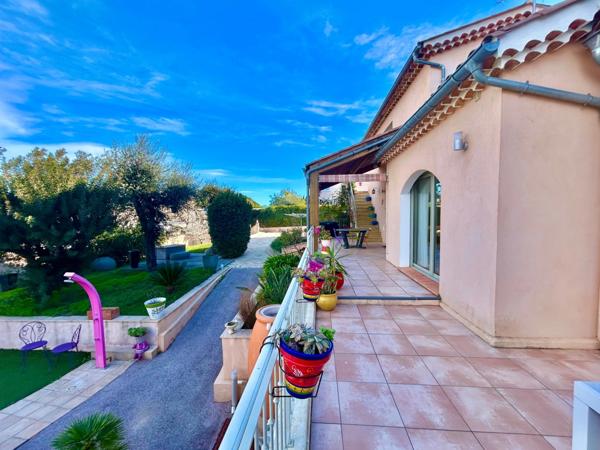 Maison à vendre 6 pièces SAINT AYGULF (83)