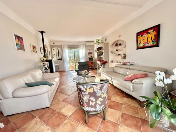 Maison à vendre 6 pièces SAINT AYGULF (83)