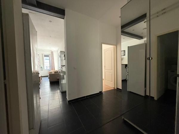 F3 dans une maison de cartactere proche salvator
