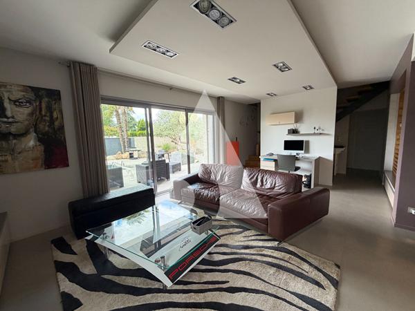 Maison 8 pièces 186 m2