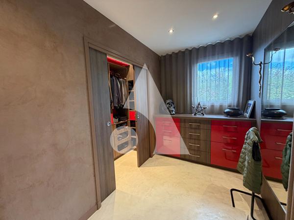 Maison 8 pièces 186 m2