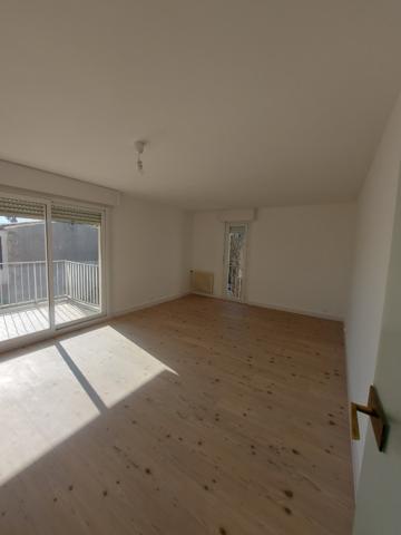 T4 rénové La Rochelle centre