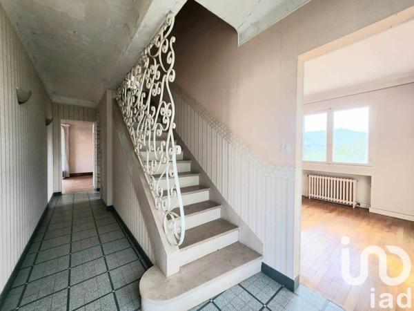 Maison 7 pièces de 123 m² à Poitiers (86000)