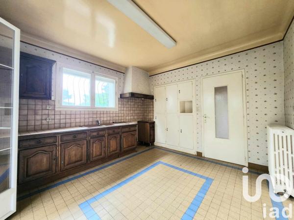 Maison 7 pièces de 123 m² à Poitiers (86000)