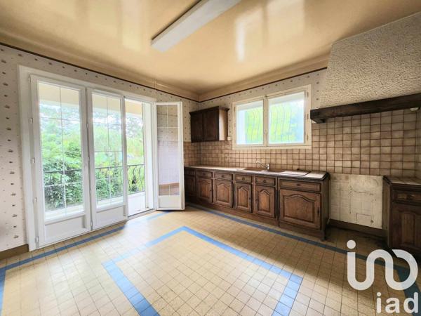 Maison 7 pièces de 123 m² à Poitiers (86000)