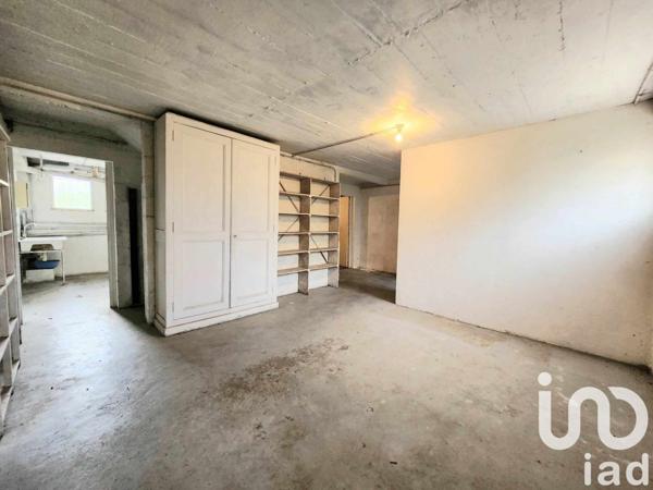 Maison 7 pièces de 123 m² à Poitiers (86000)