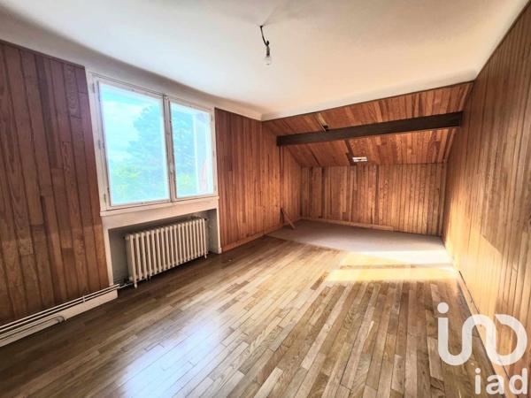 Maison 7 pièces de 123 m² à Poitiers (86000)