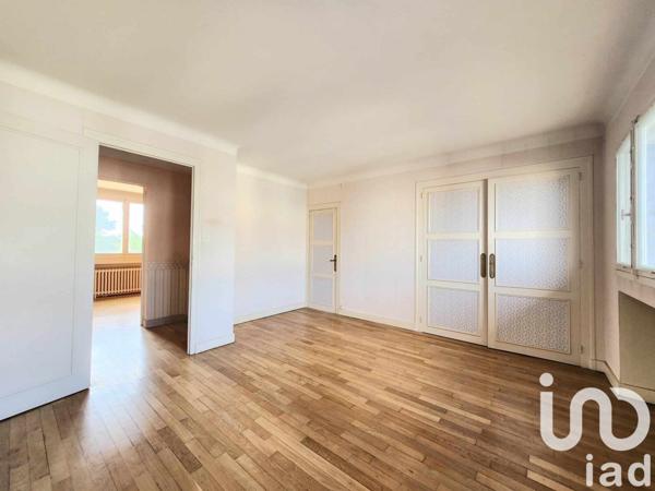 Maison 7 pièces de 123 m² à Poitiers (86000)