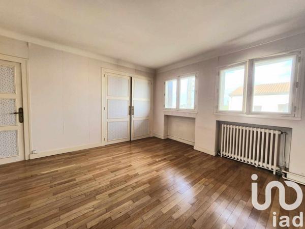 Maison 7 pièces de 123 m² à Poitiers (86000)