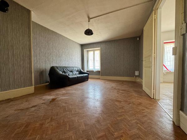 IMMEUBLE DE RAPPORT PLANCHERS LES MINES