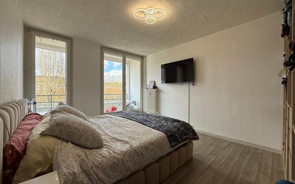 Appartement à vendre    5 pièces • 101,34 m2 Chenôve