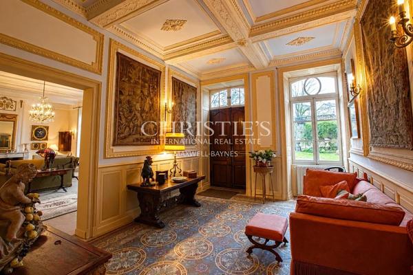 Magnifique demeure historique avec appartements d’invités, piscine et patrimoine médiéval
