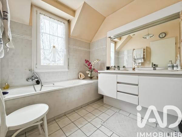 Maison à vendre 4 pièces 120 m² Chelles