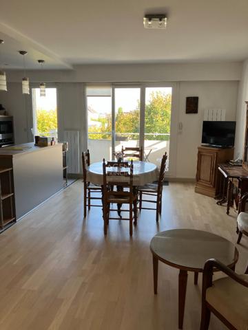 Appartement Maisons Laffitte 4 pièce(s) 75 m2 €552 000 ** - Référence 12907
