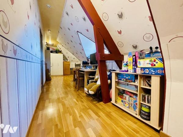 Maison individuelle de Type 6 avec dépendance