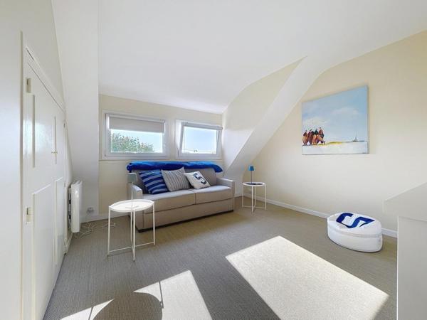 Studio rénové au pied du marché