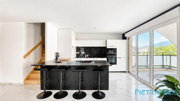 Superbe et récent Duplex à Crozet