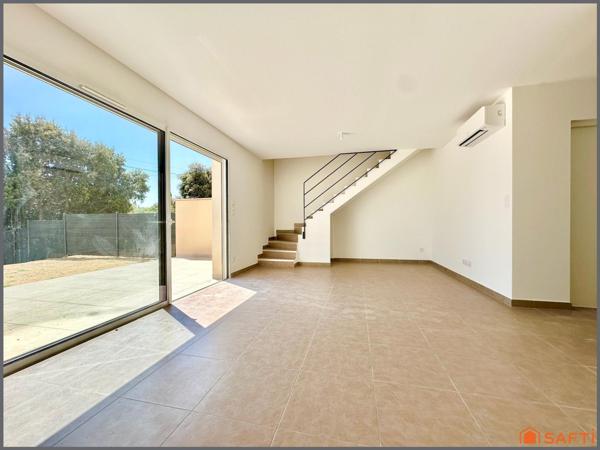 Maison 3 chambres et GARAGE à TAVEL