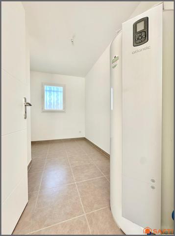 Maison 3 chambres et GARAGE à TAVEL