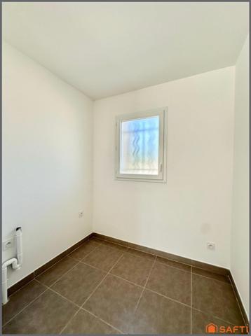 Maison 3 chambres et GARAGE à TAVEL