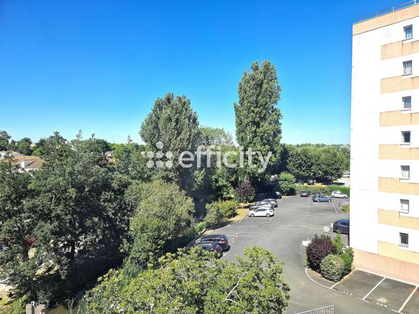 Appartement
         2 pièces
        - 46 m²