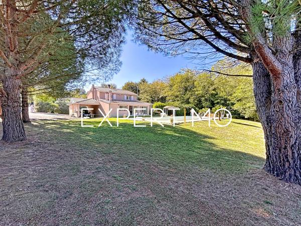 Ayguesvives (31450) Ayguesvives, maison 5 pièces 154m2 env. avec piscine, véranda, sous-sol de 180 m2 et dépendances, terrain 3656