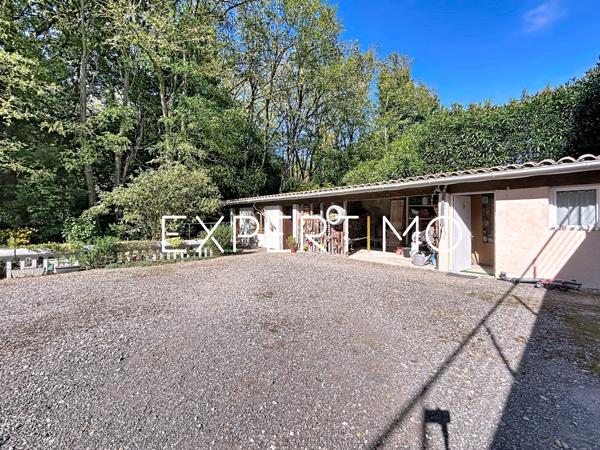 Ayguesvives (31450) Ayguesvives, maison 5 pièces 154m2 env. avec piscine, véranda, sous-sol de 180 m2 et dépendances, terrain 3656