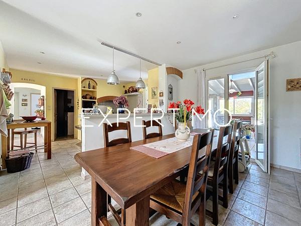 Ayguesvives (31450) Ayguesvives, maison 5 pièces 154m2 env. avec piscine, véranda, sous-sol de 180 m2 et dépendances, terrain 3656