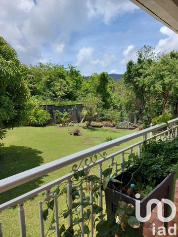 Maison 10 pièces de 269 m² à Saint-Claude (97120)