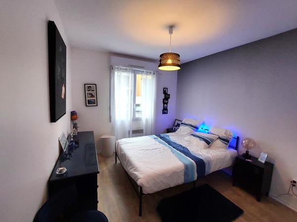 Appartement t3 proche centre + terrasse + garage