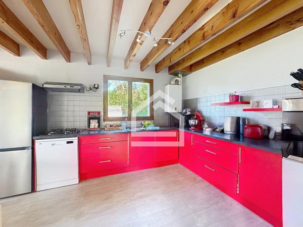 Maison 5 pièce(s) 3 chambre(s) 136 m²