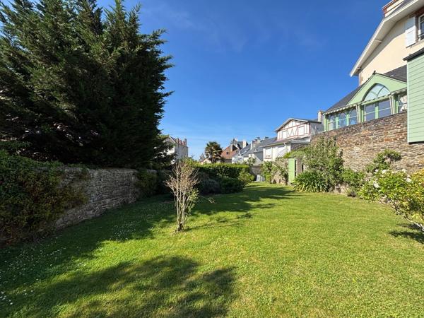 Vente Maison de luxe Granville 8 Pièces 200 m²