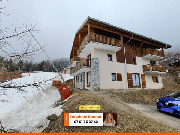 En bordure de piste de ski à Valfréjus, beau 2P 27 m2 avec grand balcon