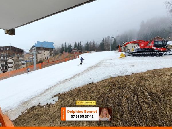 En bordure de piste de ski à Valfréjus, beau 2P 27 m2 avec grand balcon